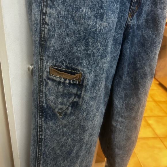 Vintage Jordache Jeans - Picture 5 of 11